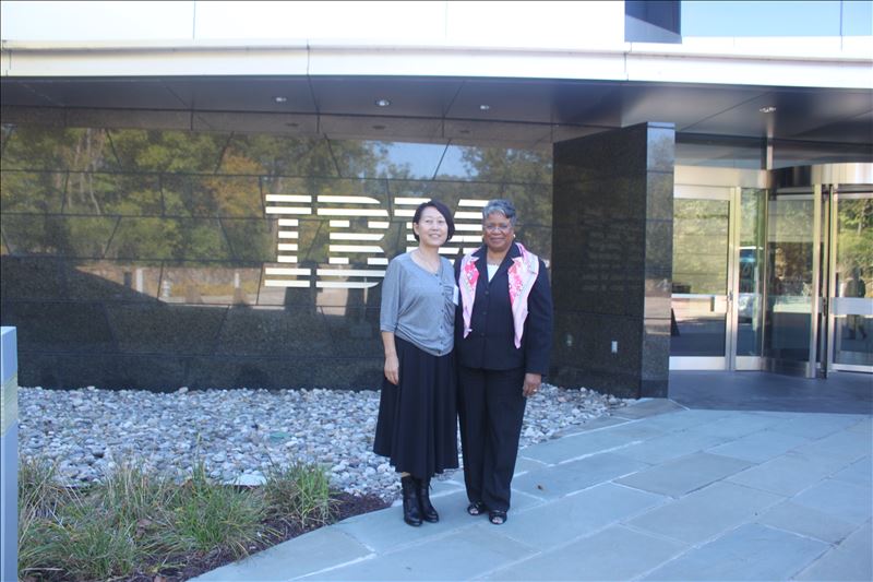 天成集團副總裁董亞利參觀紐約IBM公司